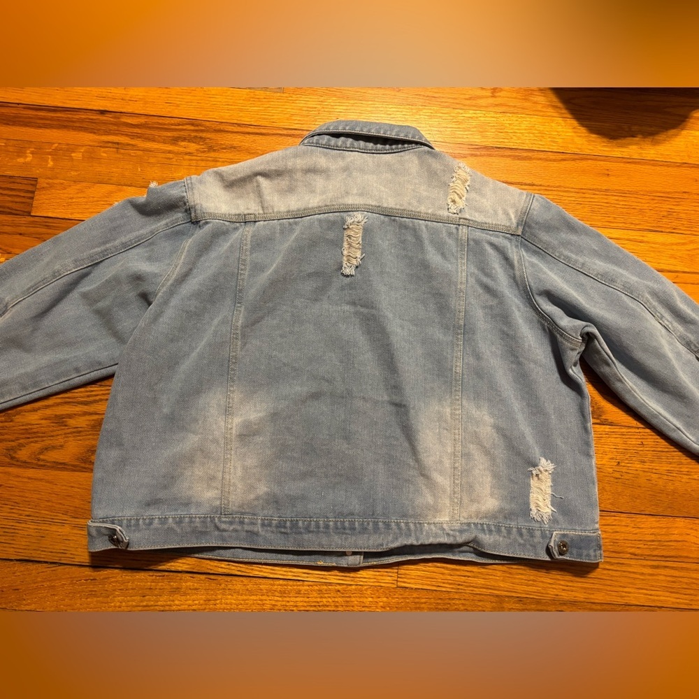 Classic Light Blue Denim Jacket - Picture 3 of 11